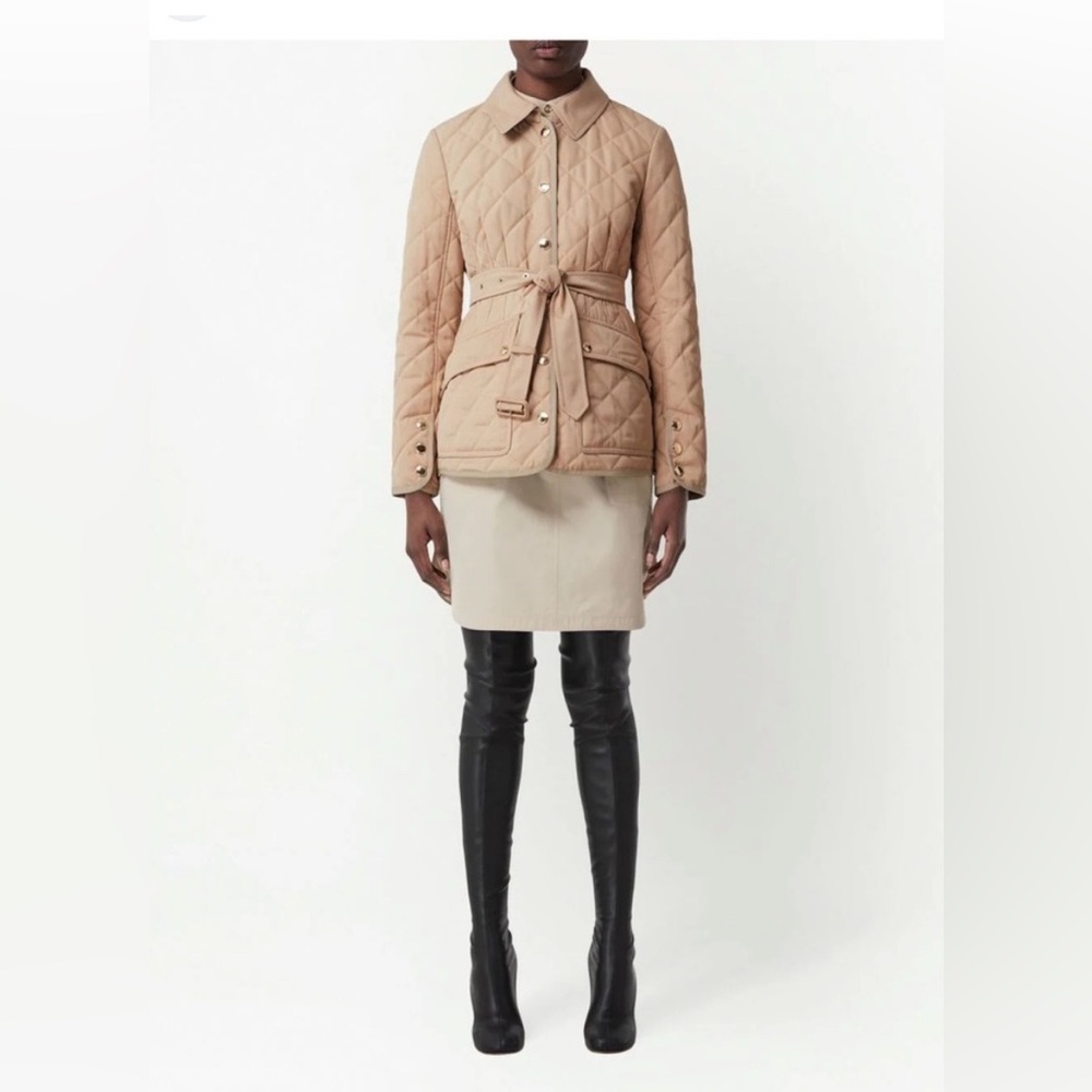 NWT BURBERRY London England quilted Jacket
